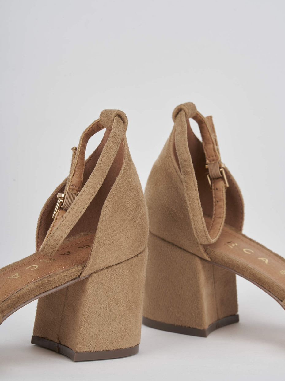 Sandalo tacco 6 cm beige camoscio