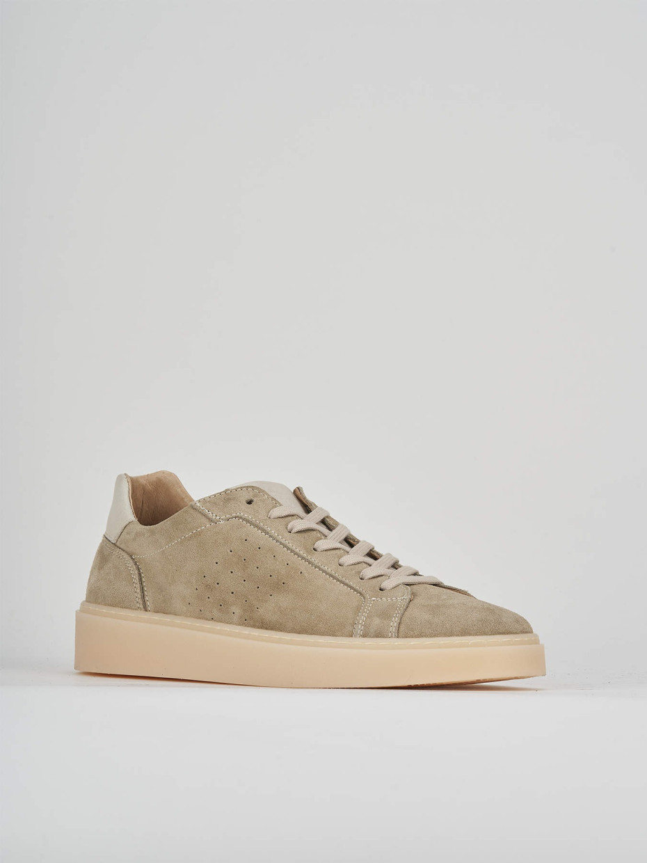 Sneakers beige suede