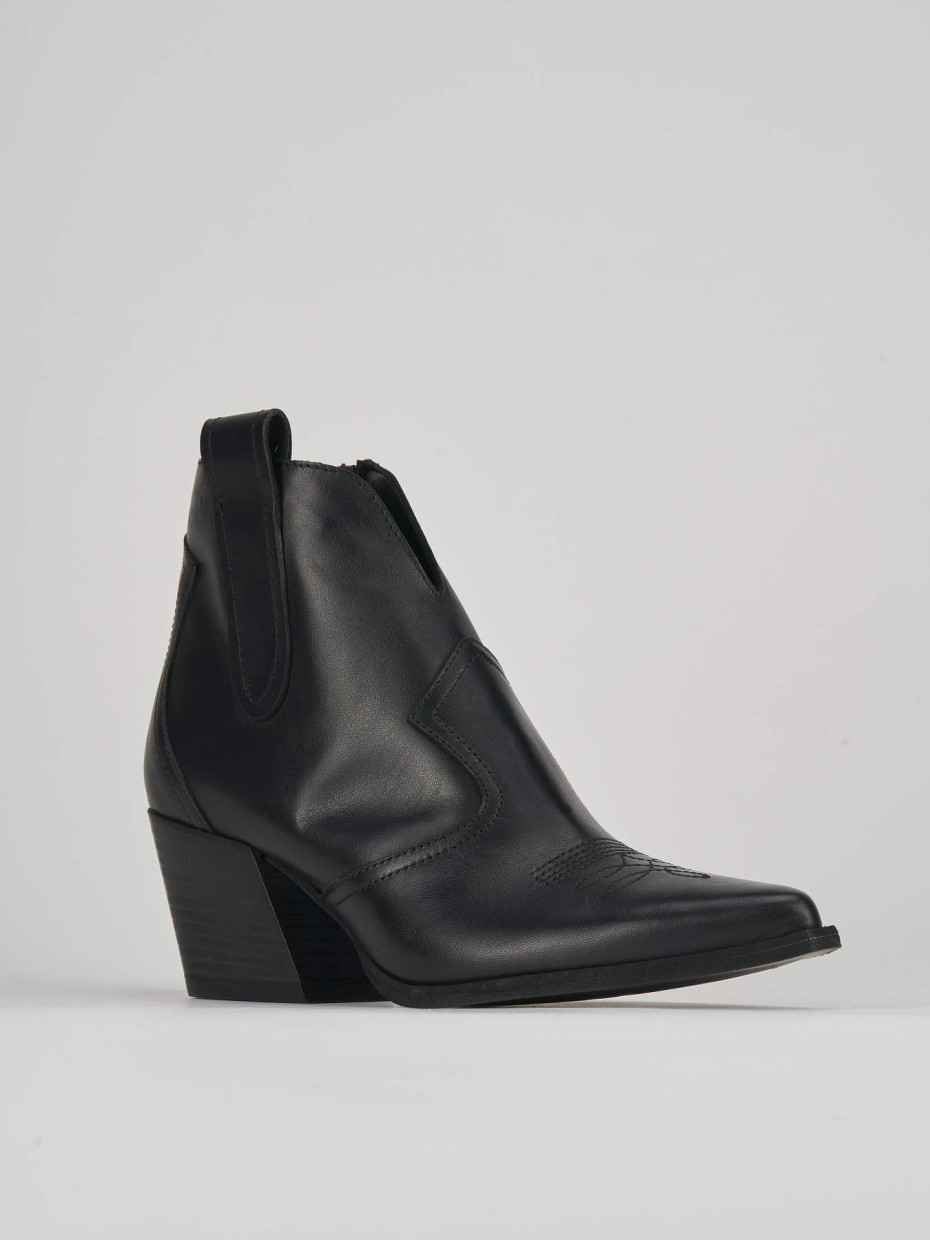 High heel ankle boots heel 7 cm black leather