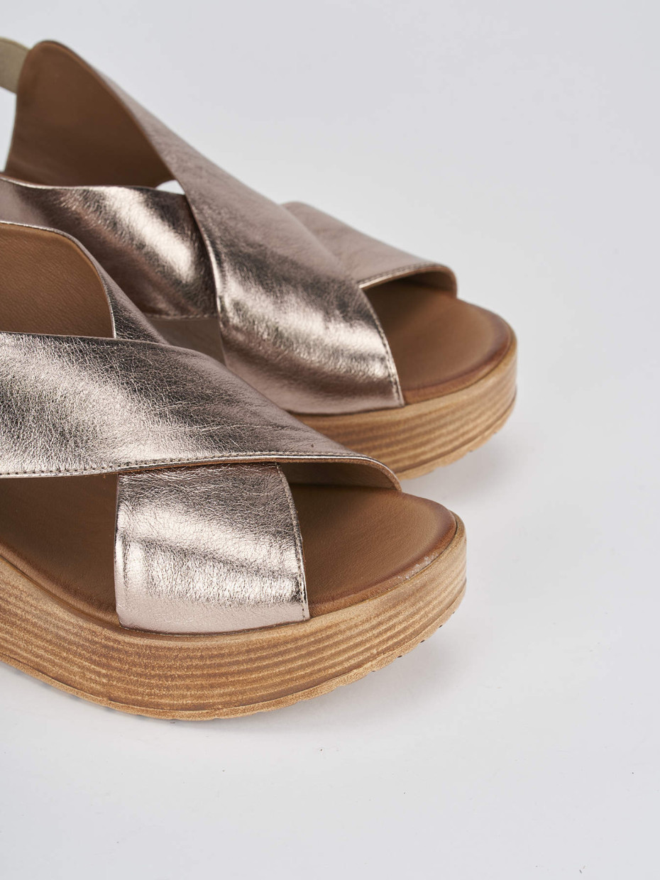 Wedge heels heel 6 cm bronze leather