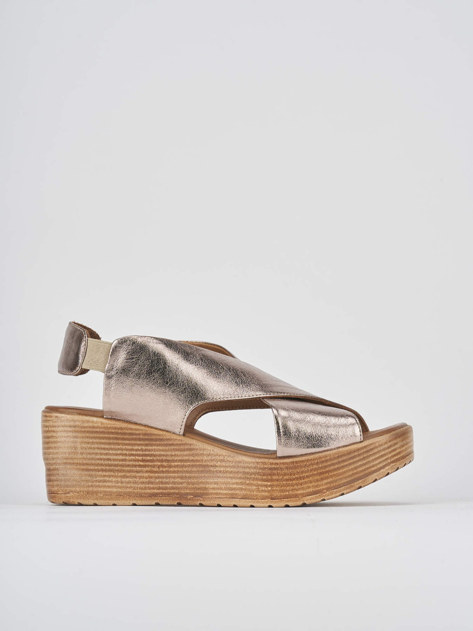 Wedge heels heel 6 cm bronze leather