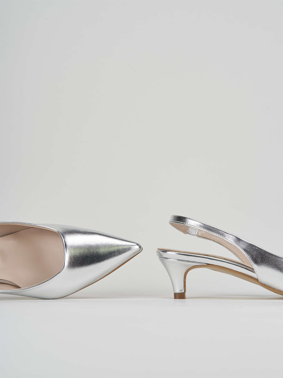 Décolleté e slingback tacco 3cm laminato argento