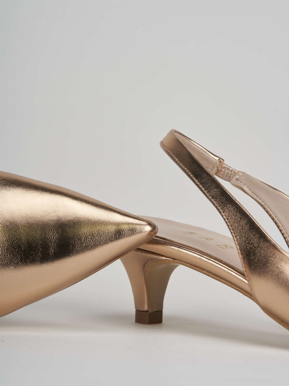 Pumps heel 3 cm bronze laminated