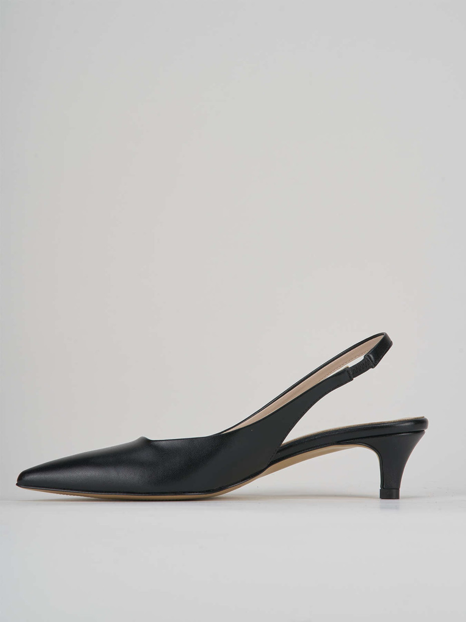 Pumps heel 3 cm black leather