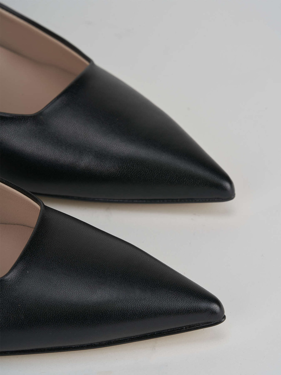 Pumps heel 3 cm black leather