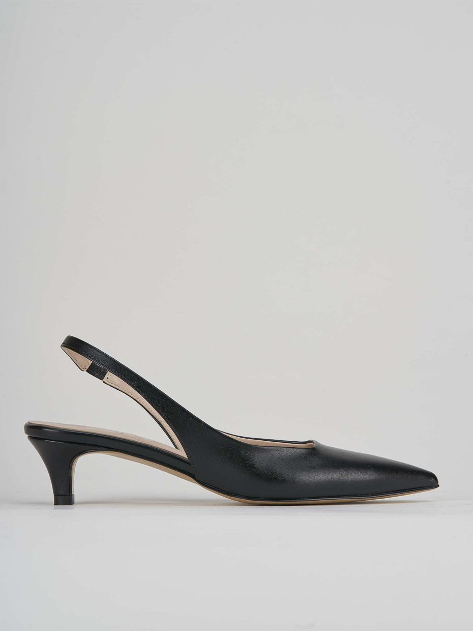 Pumps woman heel 3 cm black leather Barca Stores