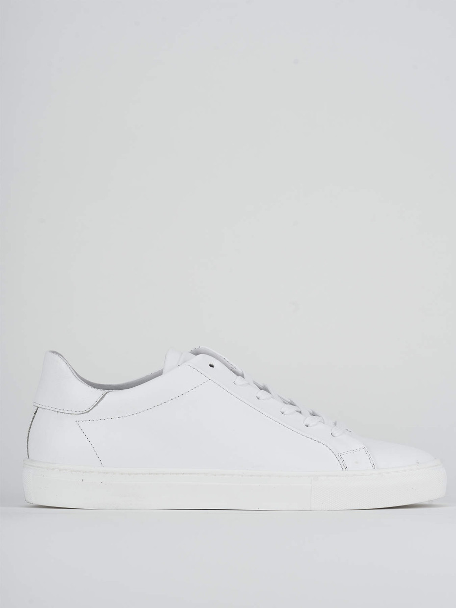 Sneakers white leather