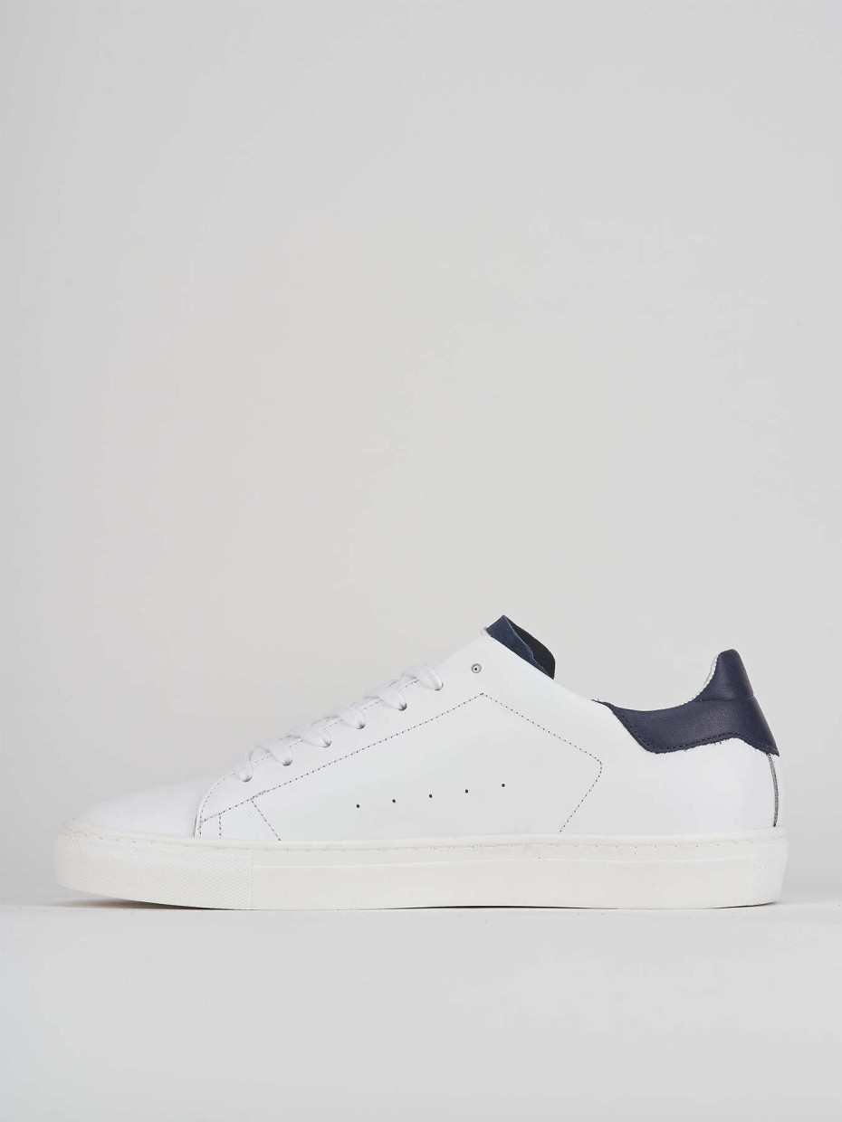 Sneakers white leather