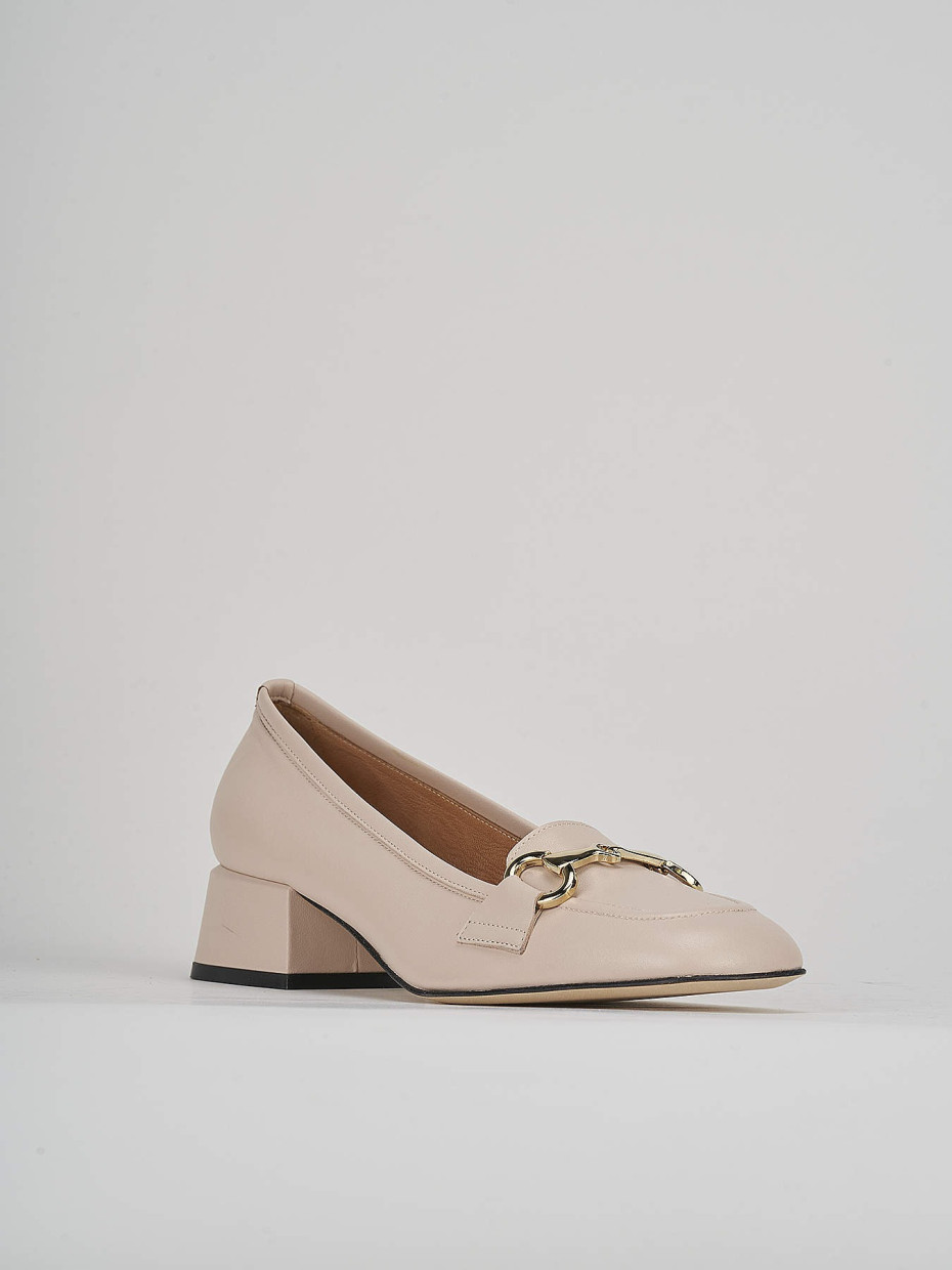 Loafers heel 4 cm beige leather