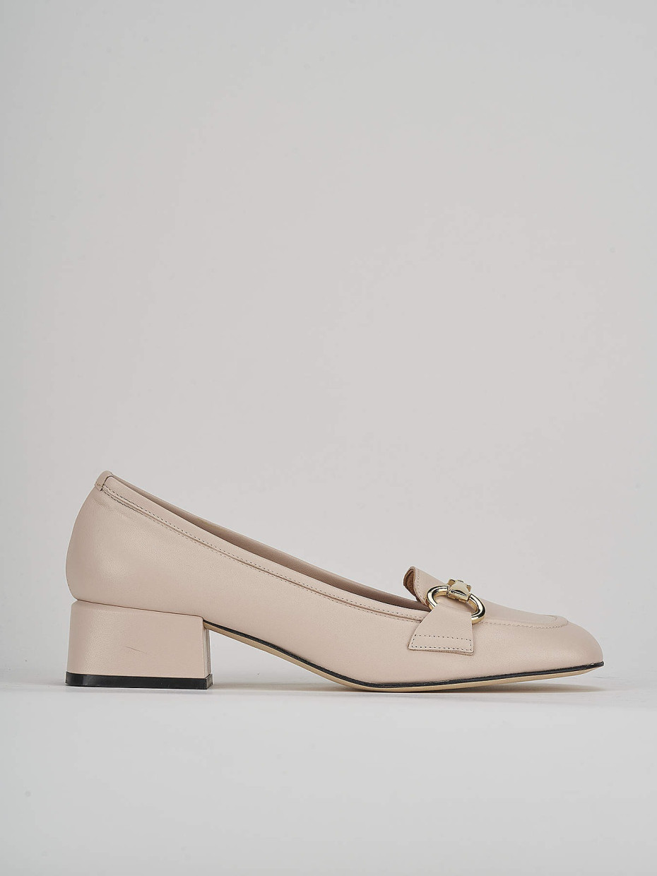 Loafers heel 4 cm beige leather