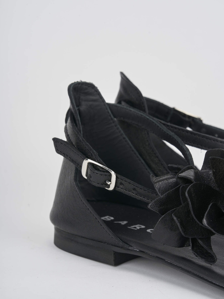 Low heel sandals heel 1 cm black leather