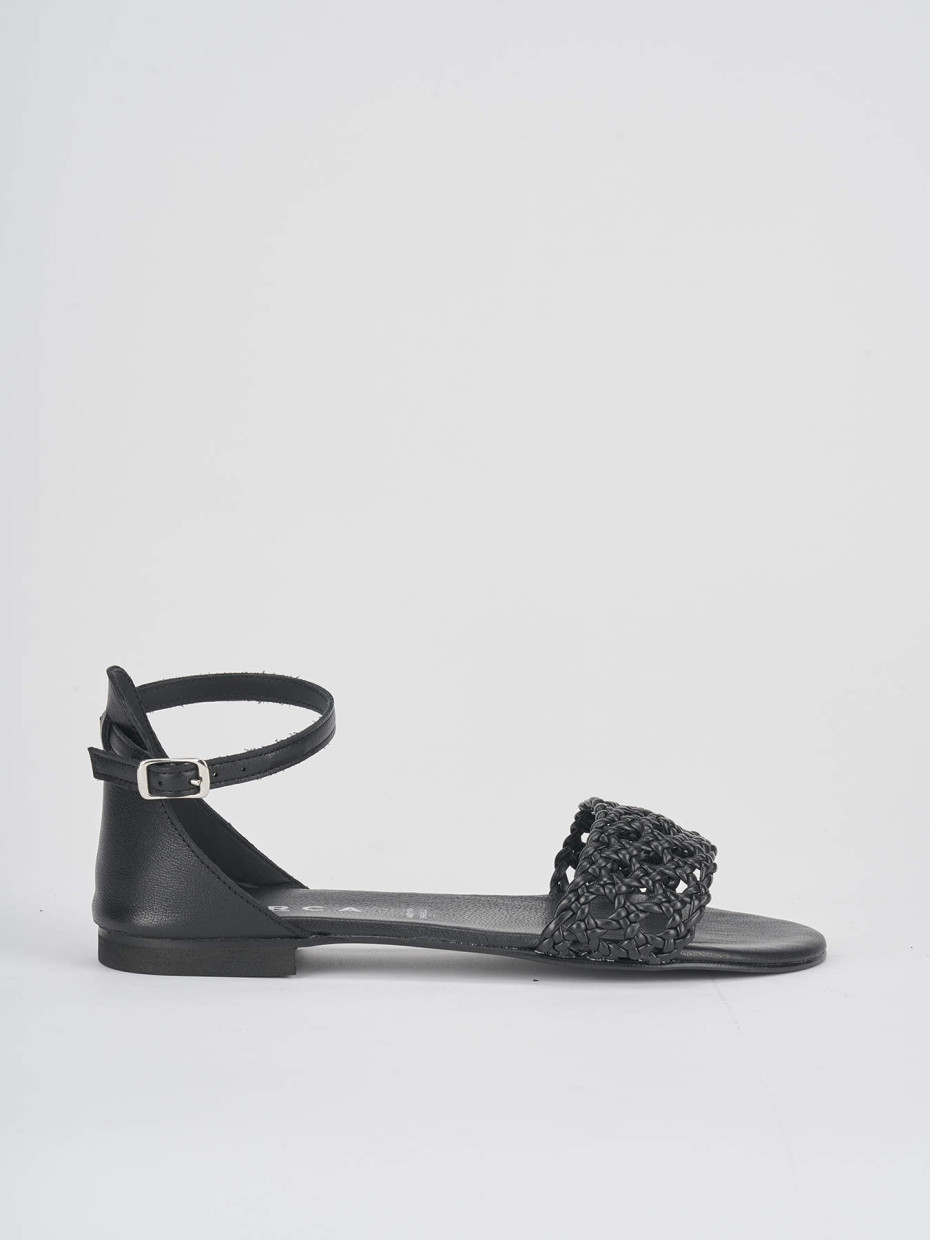 Low heel sandals heel 1 cm black leather