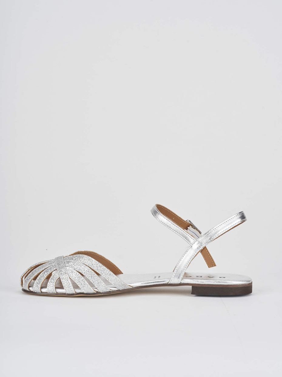 Low heel sandals heel 1 cm silver leather