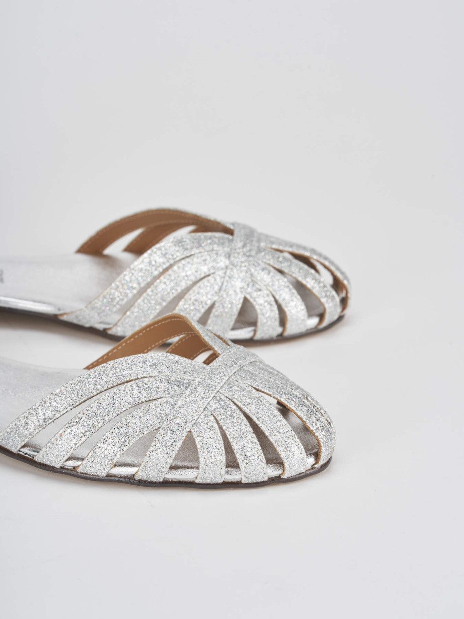 Low heel sandals heel 1 cm silver leather