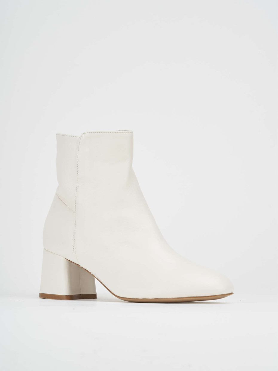 High heel ankle boots heel 5 cm white leather