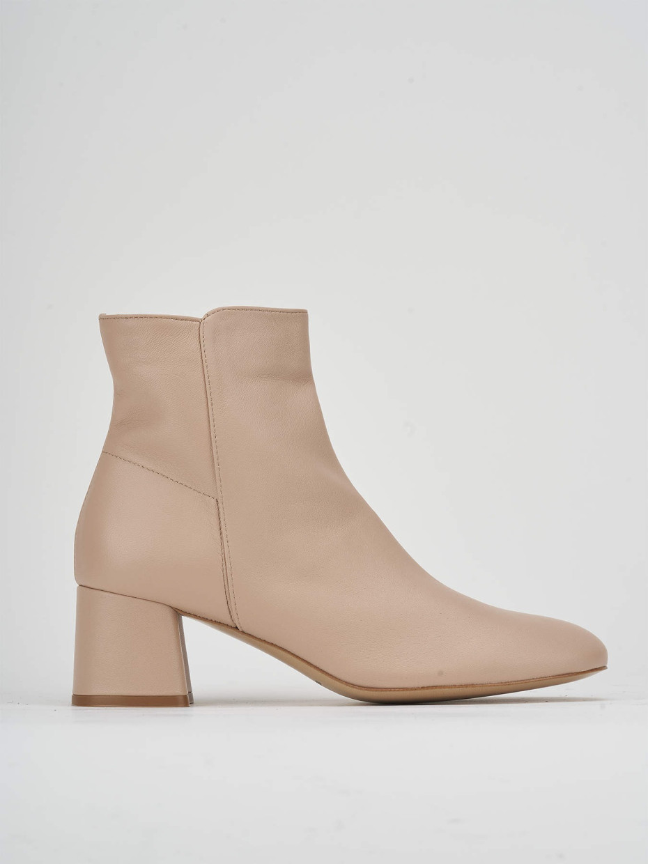 High heel ankle boots heel 5 cm beige leather