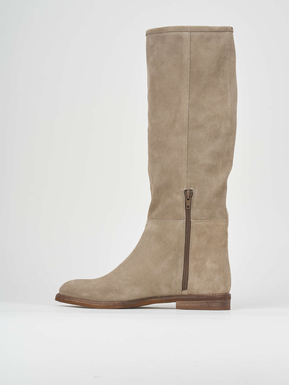 Low heel boots heel 1 cm beige suede