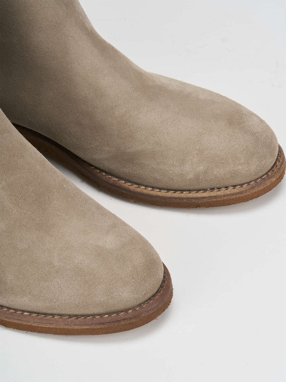 Low heel boots heel 1 cm beige suede