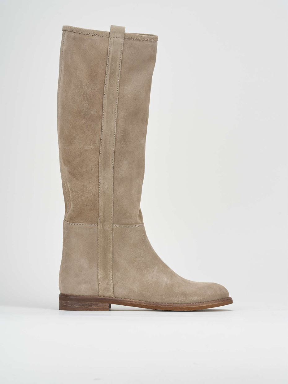 Low heel boots heel 1 cm beige suede