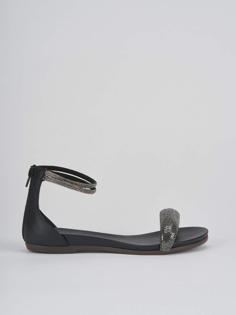 Low heel sandals heel 1 cm black leather