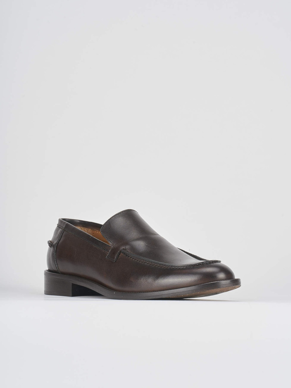 Loafers dark brown leather