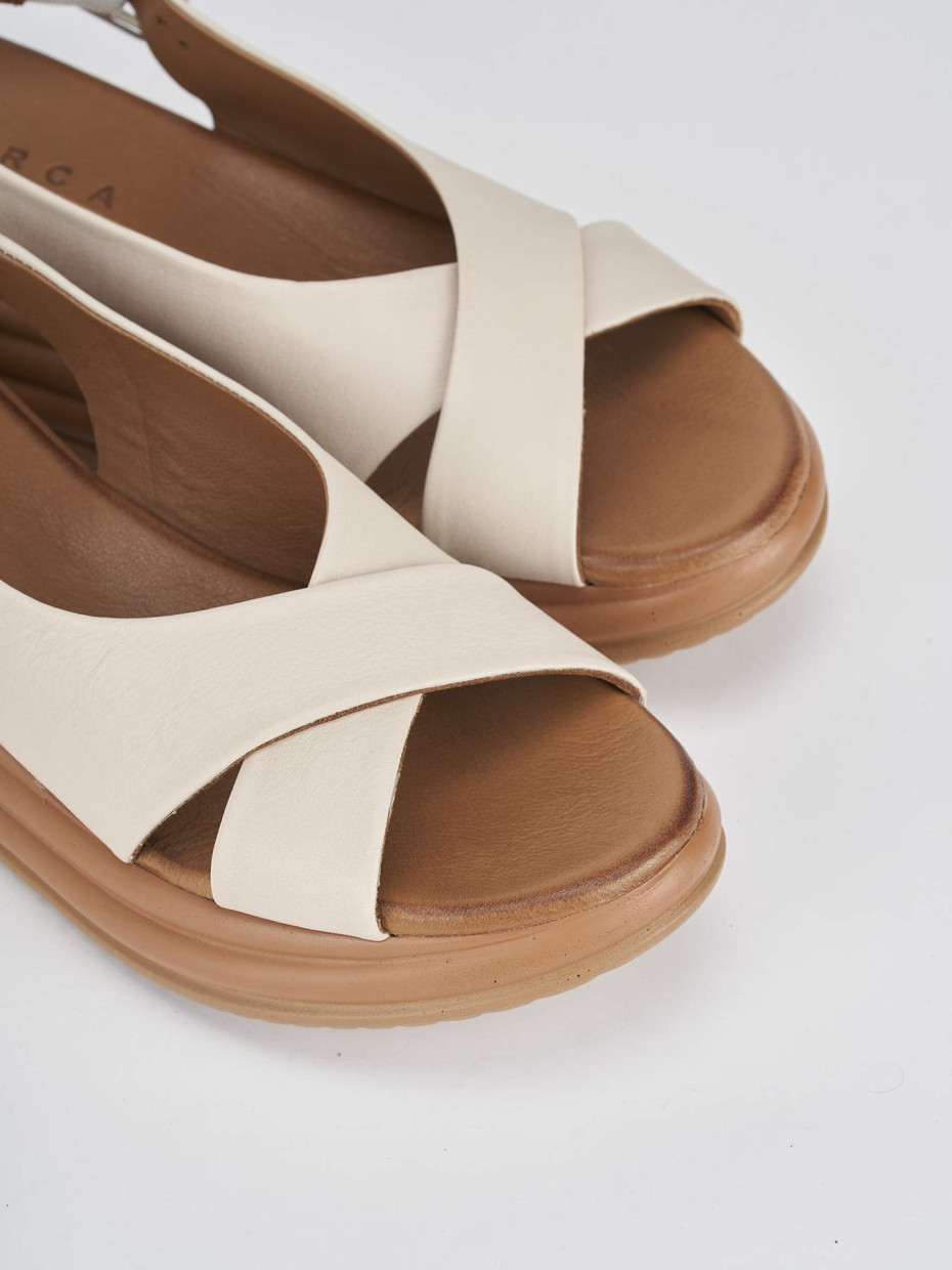 Sandalo zeppa 6 cm beige pelle