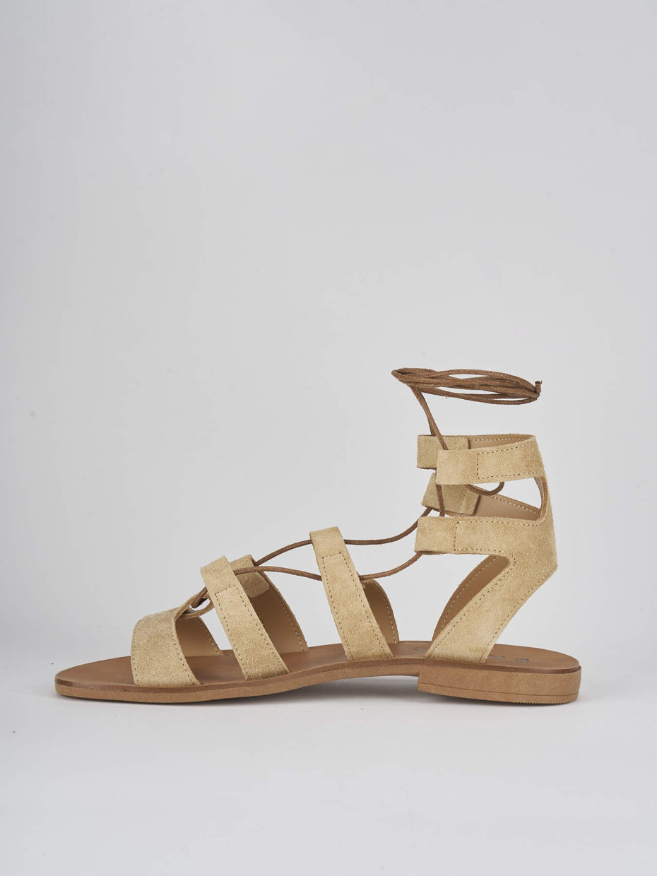 Low heel sandals heel 1 cm beige suede