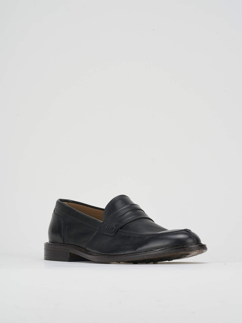 Loafers heel 1 cm black leather