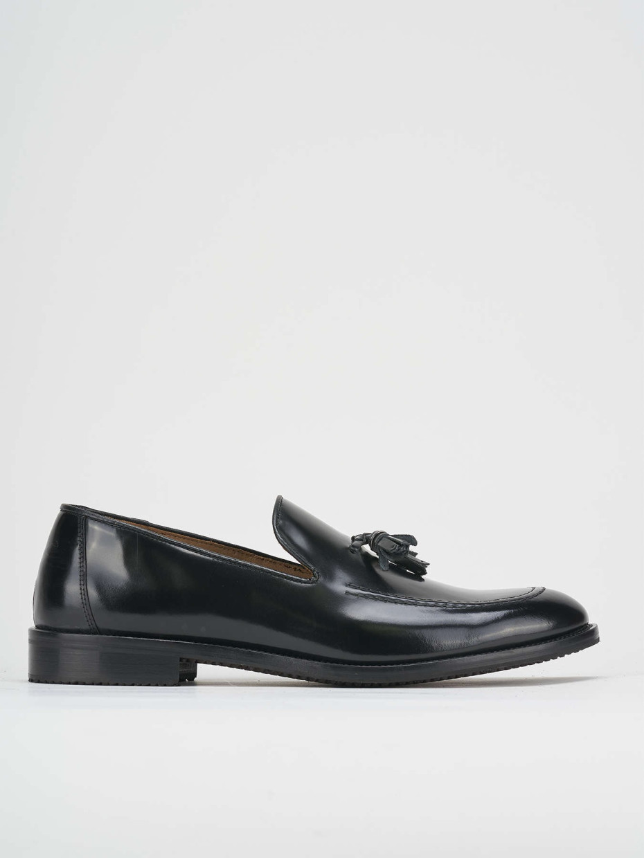 Loafers heel 1 cm black leather