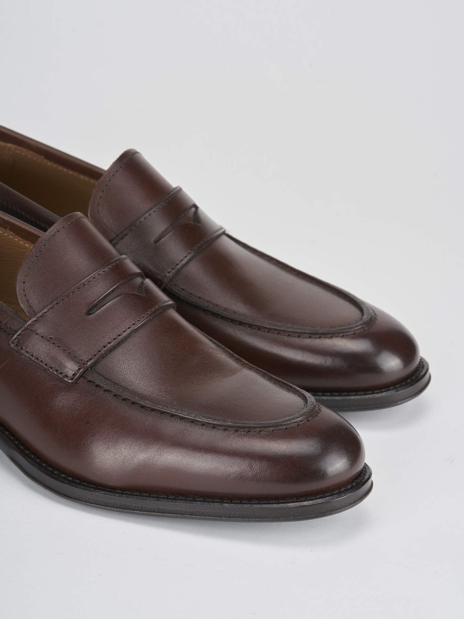 Loafers brown leather