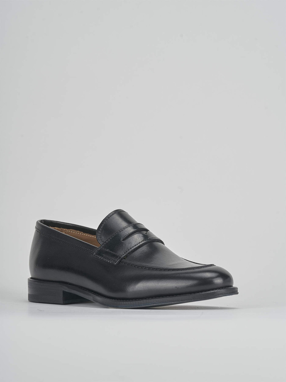 Loafers heel 1 cm black leather