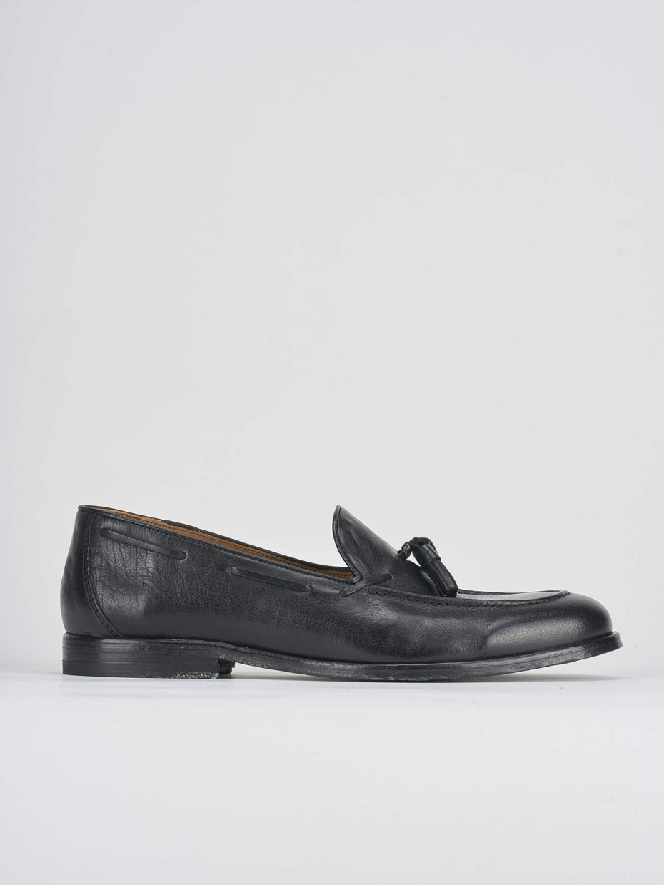 Loafers heel 2 cm black leather