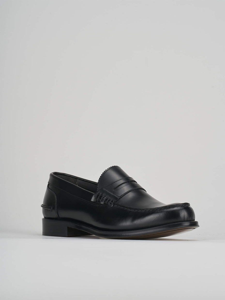 Loafers heel 2 cm black leather