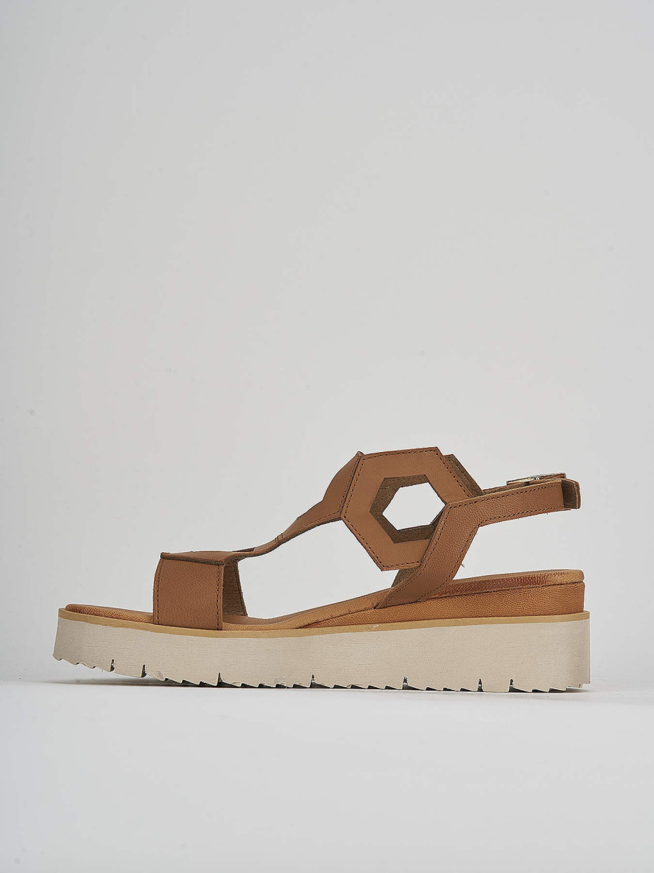 Wedge heels heel 3 cm brown leather