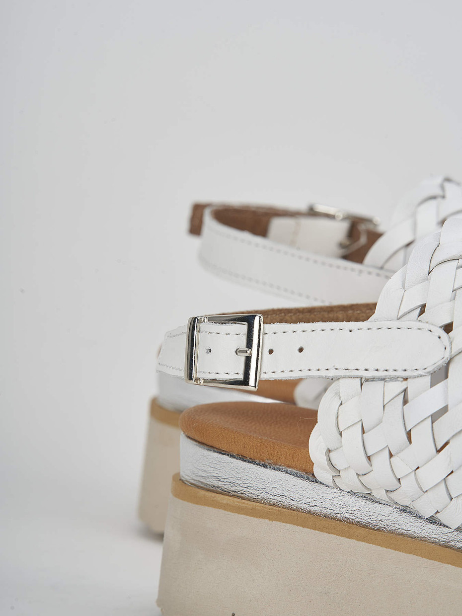 Sandalo zeppa 3 cm bianco pelle