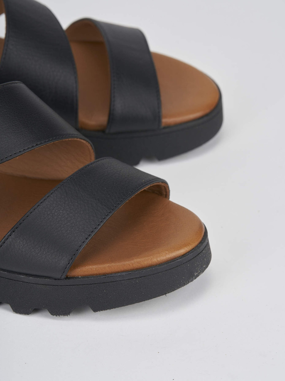 Sandalo zeppa 6 cm nero pelle