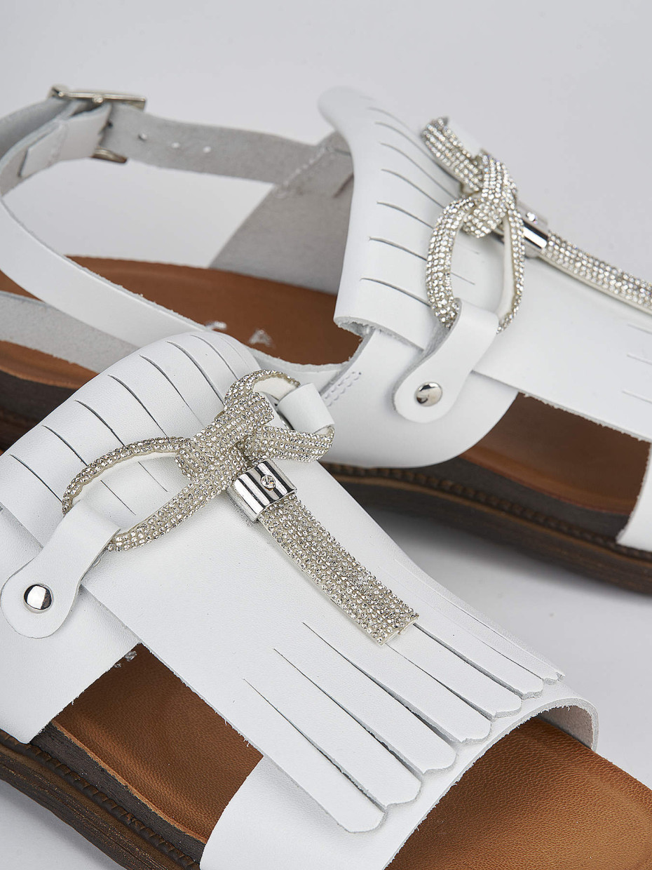 Low heel sandals heel 3 cm white leather