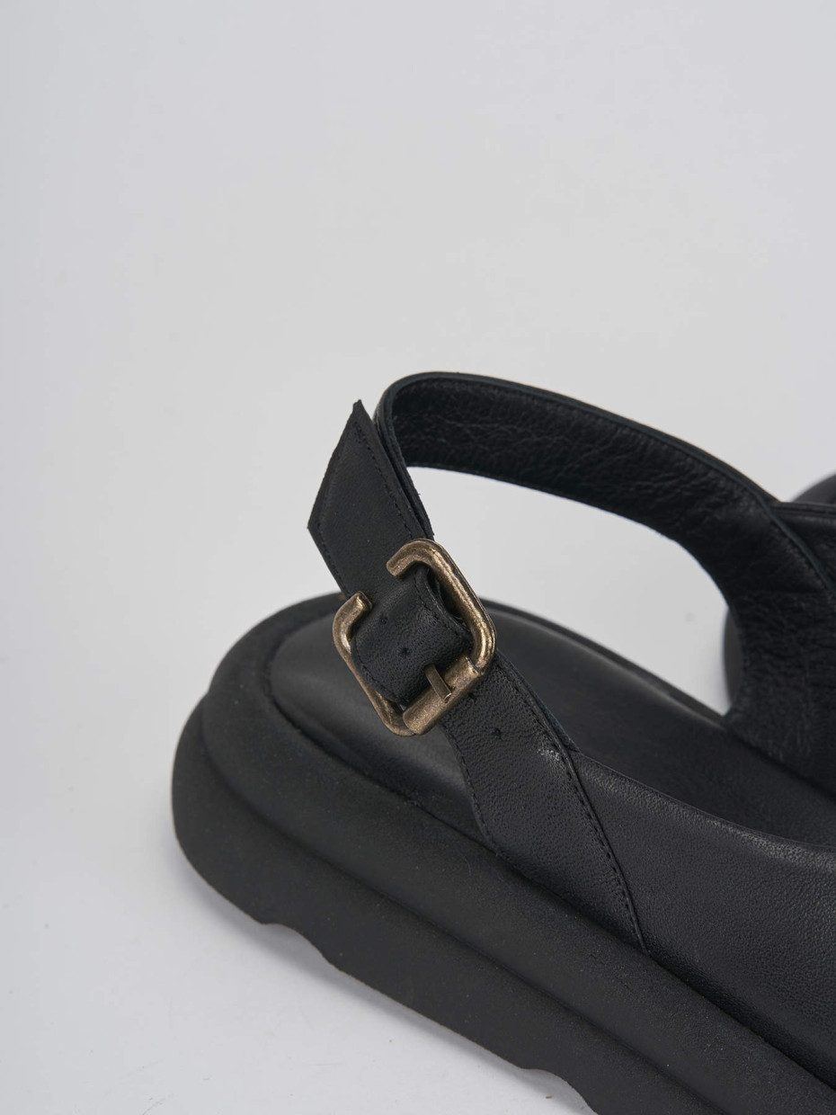 Wedge heels heel 3 cm black leather