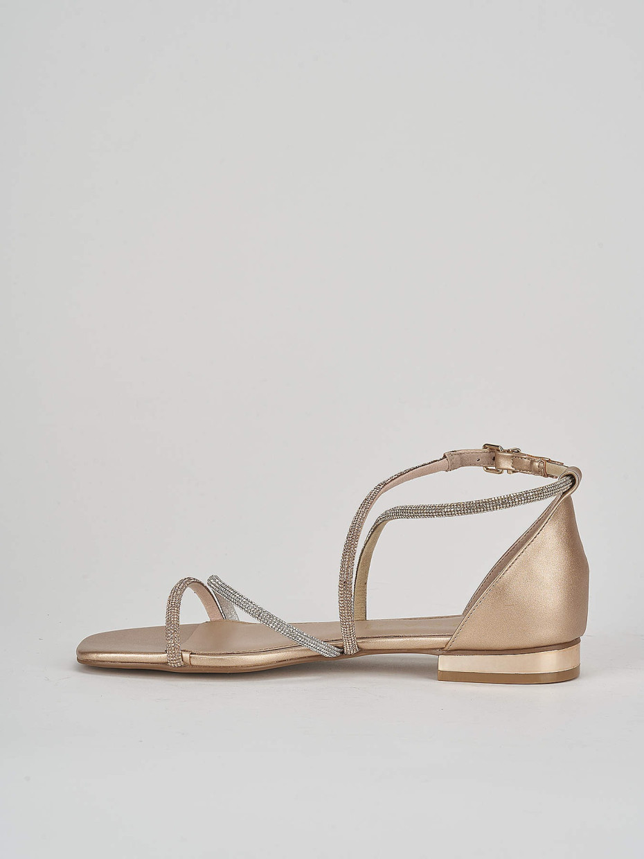 Low heel sandals heel 2 cm gold leather