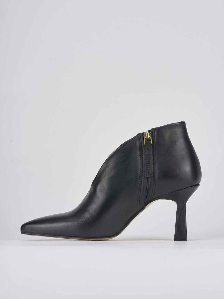 High heel ankle boots heel 6 cm black leather