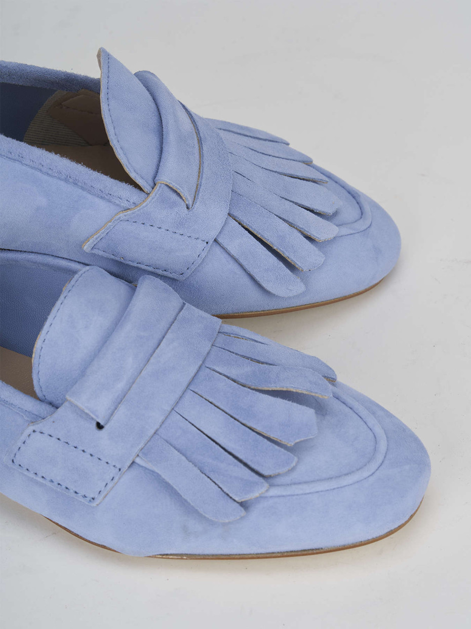 Loafers heel 1 cm light blue suede