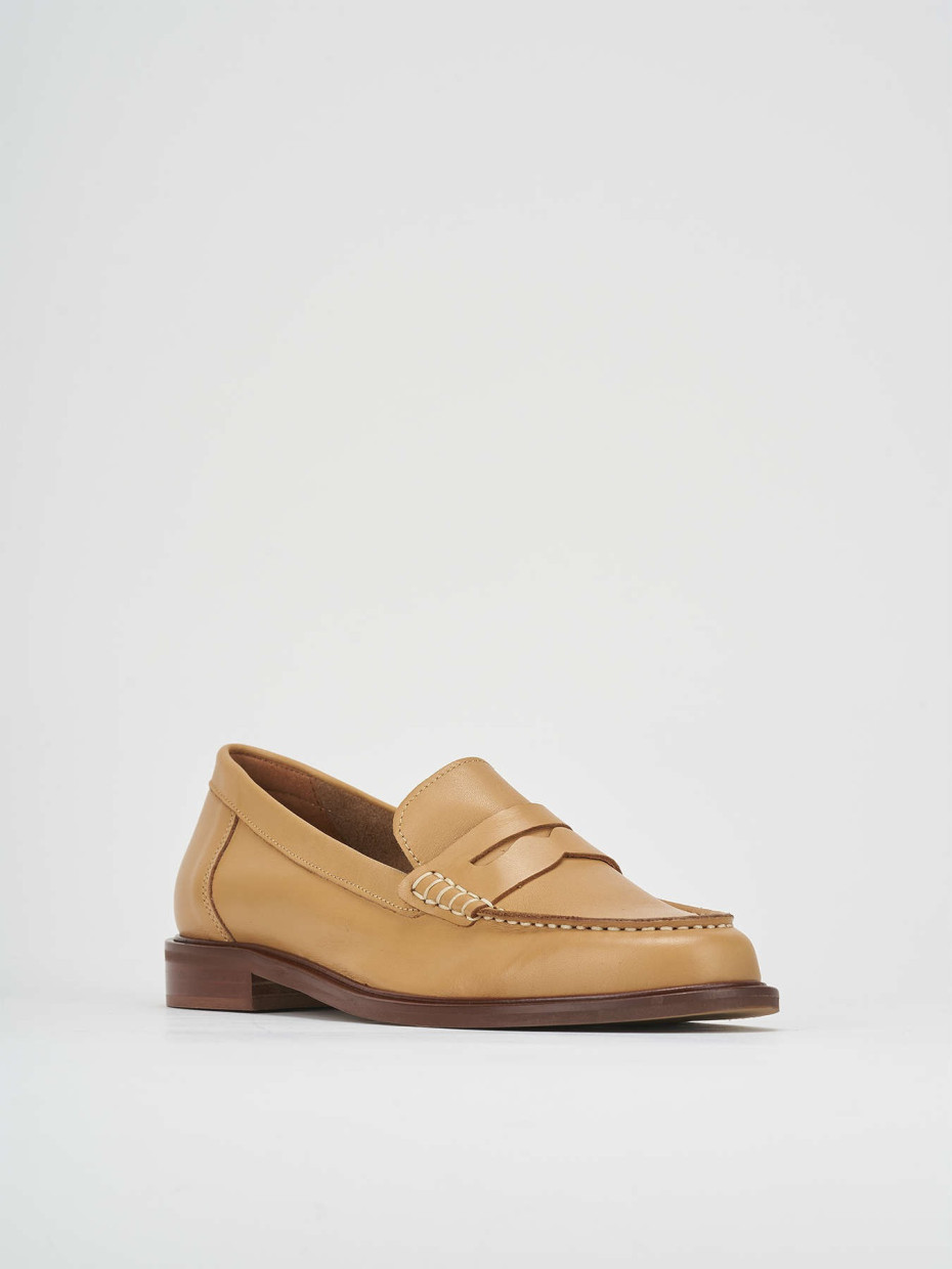 Loafers heel 1 cm brown leather