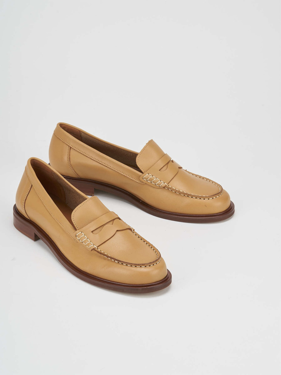 Loafers heel 1 cm brown leather