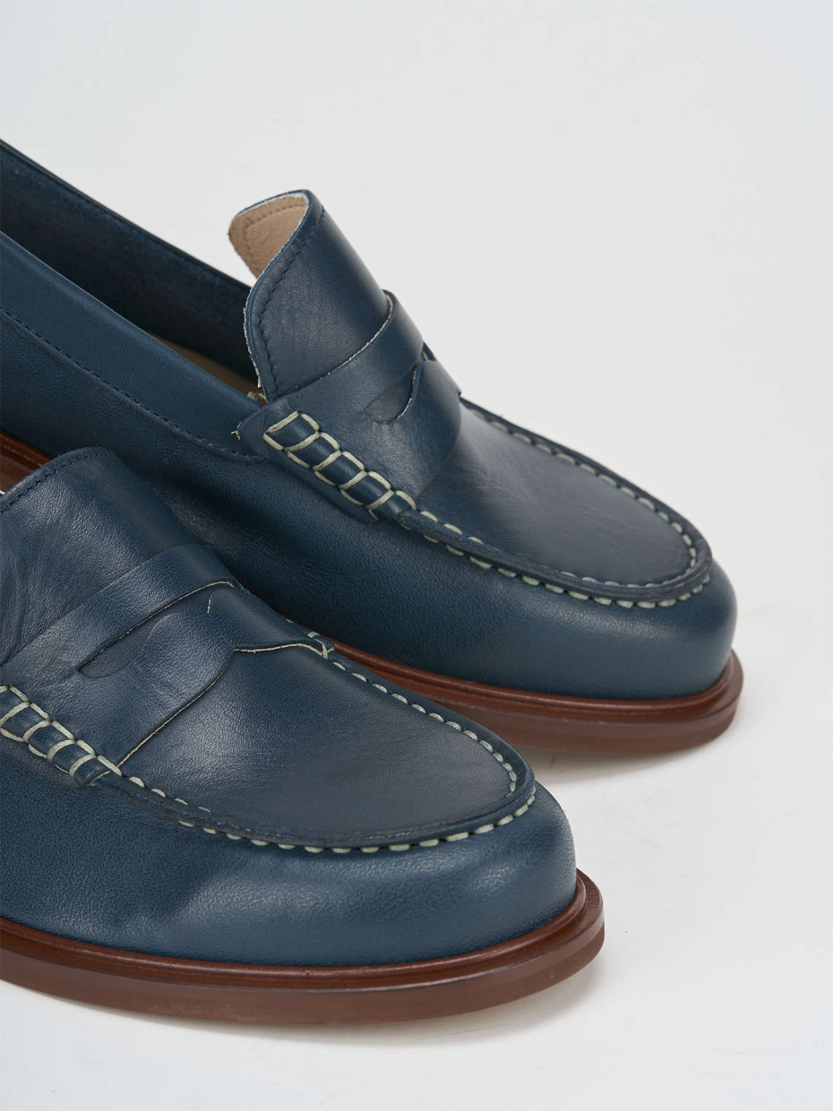 Mocassino tacco 1 cm blu pelle