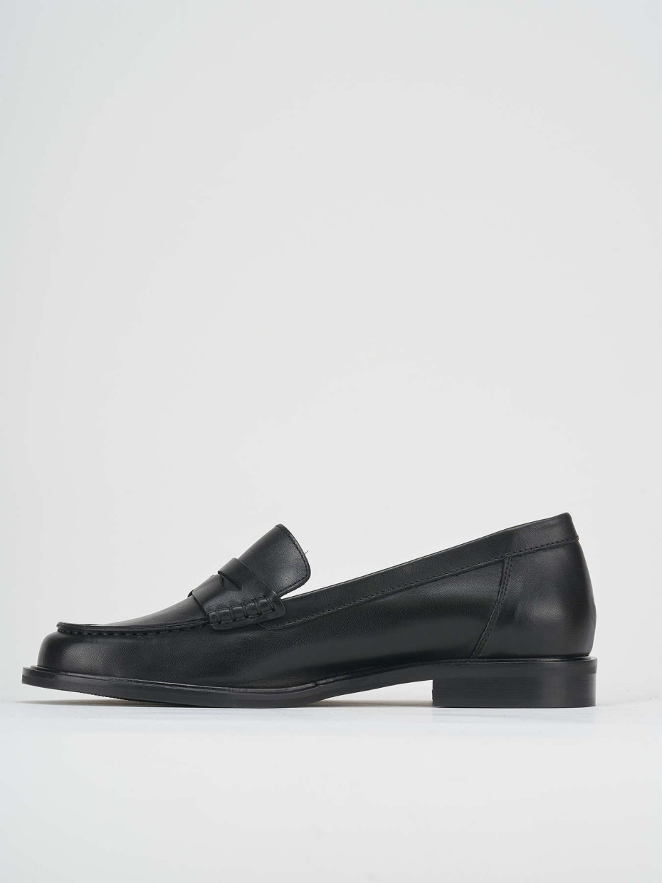 Mocassino tacco 1 cm nero pelle