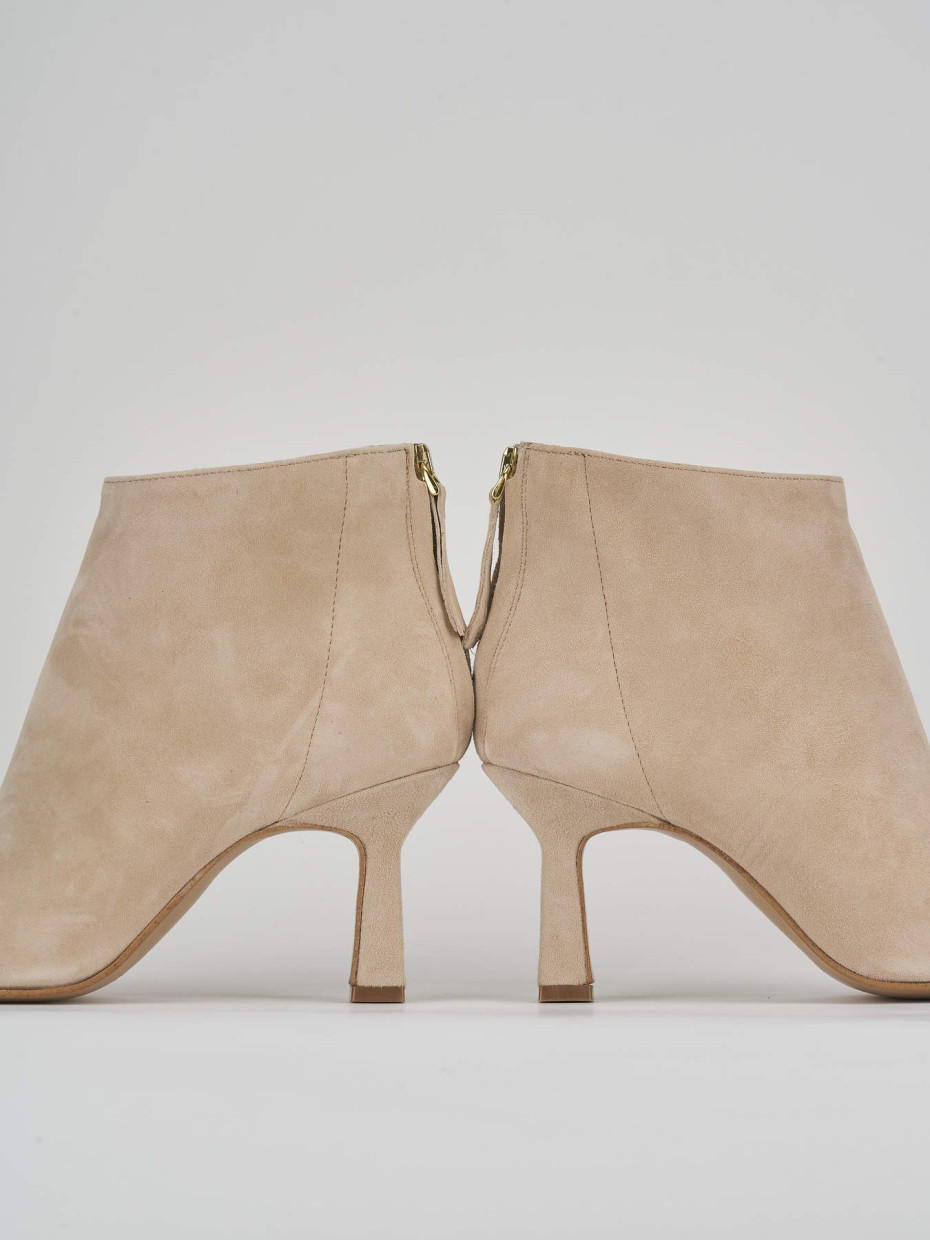 High heel ankle boots heel 7 cm beige suede