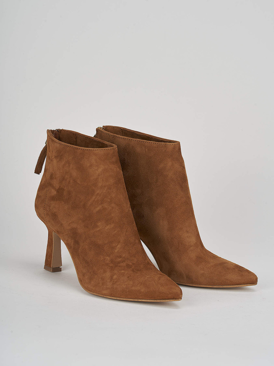 High heel ankle boots heel 7 cm brown suede