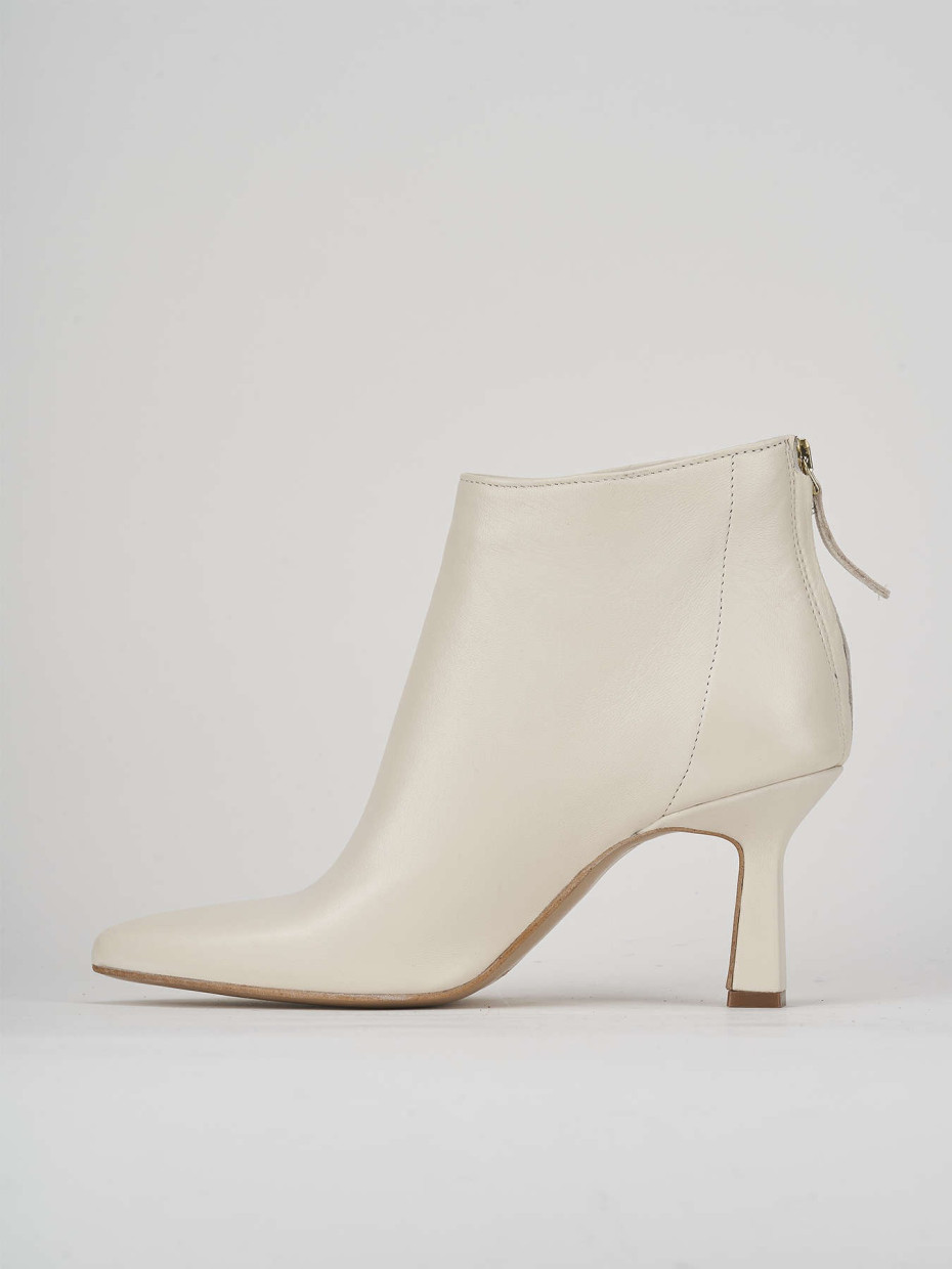 High heel ankle boots heel 7 cm beige leather