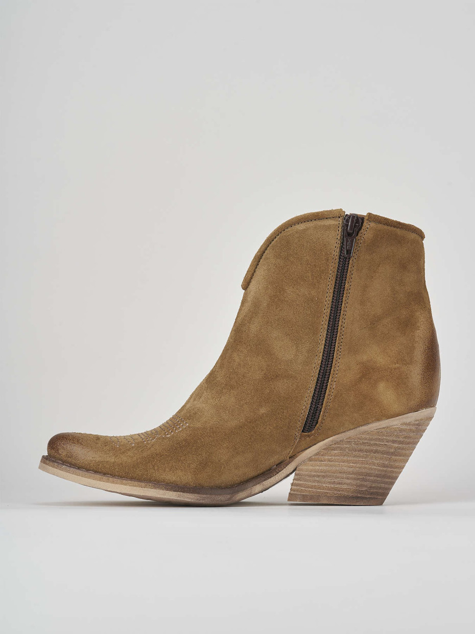 High heel ankle boots heel 6 cm beige suede