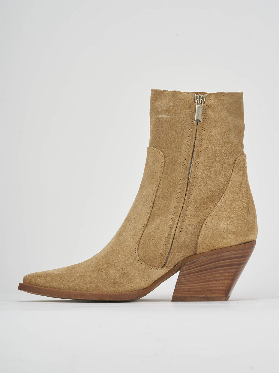High heel ankle boots heel 7 cm brown suede